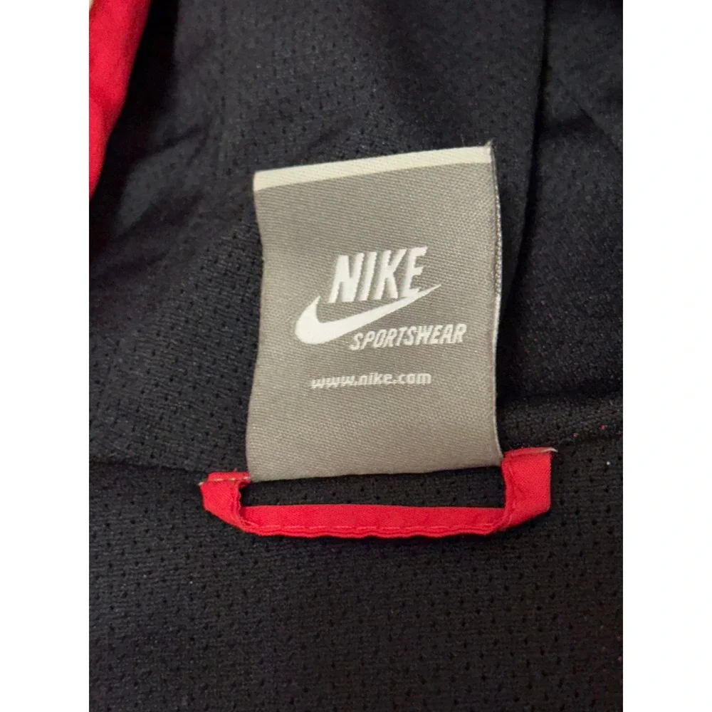 Vintage Nike Y2K Gray Tag Red Black Windbreaker Hooded Jacket Women Small 379455